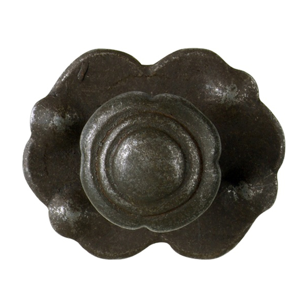 Möbelknopf rustikal, Ø 22mm, mit Rosette, Eisen gerostet und gewachst. Knopf aus Eisen gegossen, Rosette aus Blech gestanzt und geprägt.