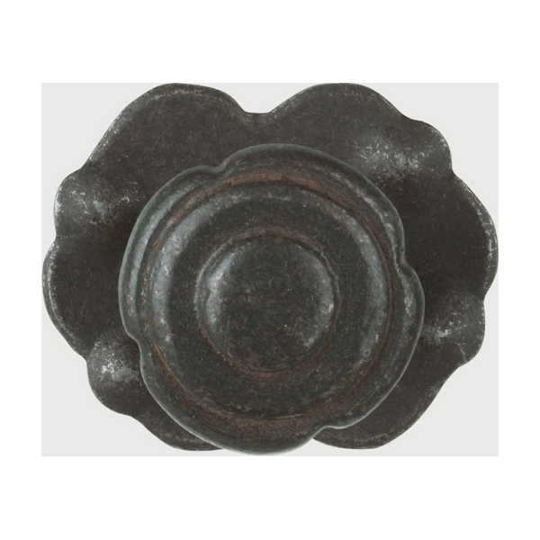 Möbelknopf rustikaler, Ø 29mm, mit Rosette, Eisen gerostet und gewachst. Knopf aus Eisen gegossen, Rosette aus Blech gestanzt und geprägt.