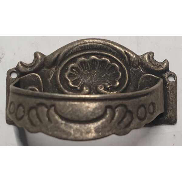 Griffbeschlag antik ohne Schlüsselloch, aus altverzinnt, Jugendstil Beschlag für alte Möbel