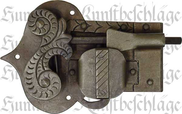 Schrankschloss mit Stulpe, Eisen gerostet und gewachst, mit Schlüssel, Dorn 60mm rechts
