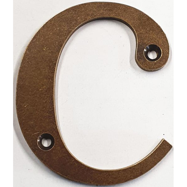 Hausnummer c Messing patiniert unlackiert, Höhe: 110mm. Alt antik.