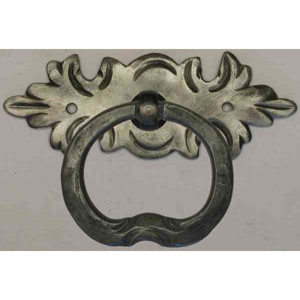 Ringbeschlag Eisen altverzinnt, Ring = 51x45mm, Zierbeschläge Möbel, Einzelstück, nur noch 1 x verfügbar