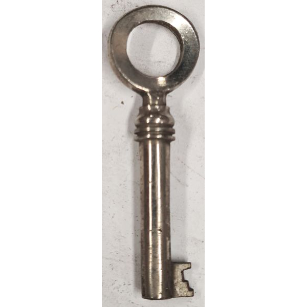 Schlüssel antike alte Form, aus Eisen mit gefrästem Chubbart für Schließung 1 zierlich