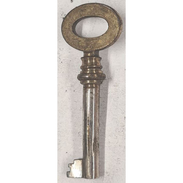 Schlüssel antike alte Form, aus Eisen mit Messingreide mit gefrästem Chubbart für Schließung 5 zierlich, nur noch 1 Stück verfügbar