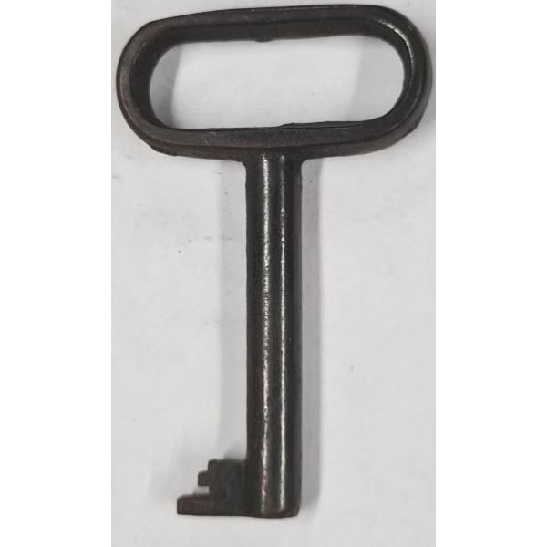 Schlüssel antike alte Form, aus Eisen schwarz mit gefrästem Chubbart für Schließung 4 niedrig, nur noch 1 Stück verfügbar