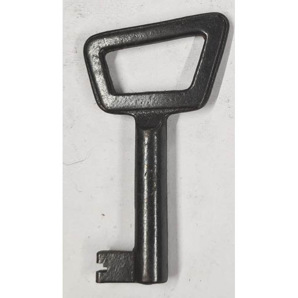 Schlüssel antike alte Form, aus Eisen blank mit gefrästem Chubbart für Schließung 2 niedrig, nur noch 4 Stück verfügbar