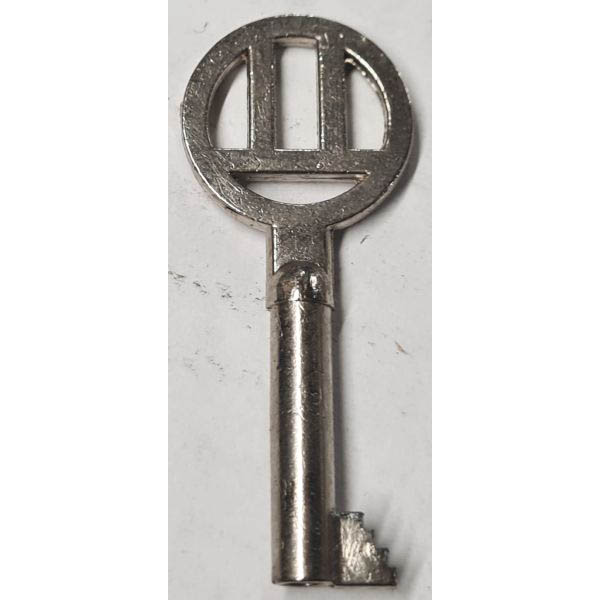Schlüssel antike alte Form, vernickelt mit gefrästem Chubbart für Schließung 6 zierlich