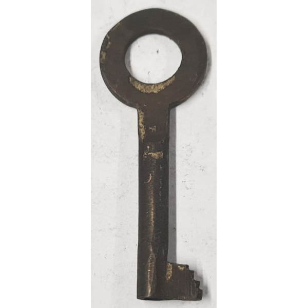 Schlüssel antike alte Form, aus Messing patiniert mit gefrästem Chubbart für Schließung 6 zierlich
