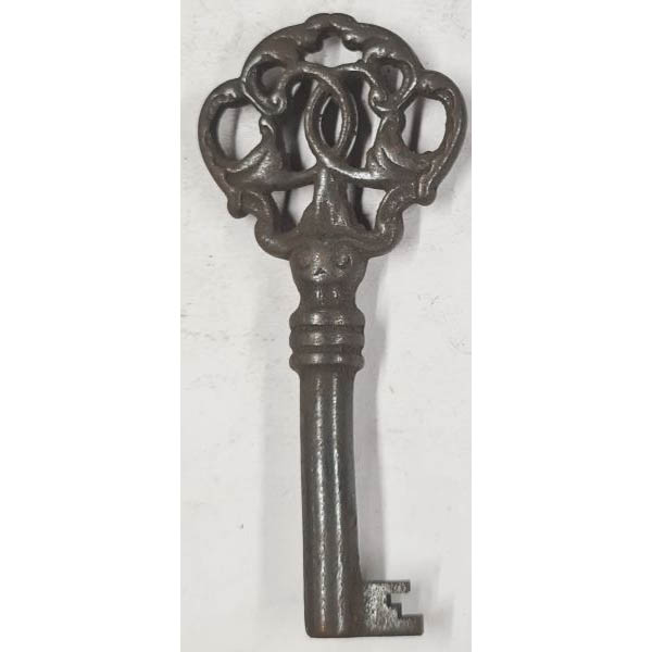 Schlüssel antike alte Form, aus Eisen blank mit gefrästem Chubbart für Schließung 1, nur noch 4 Stück verfügbar