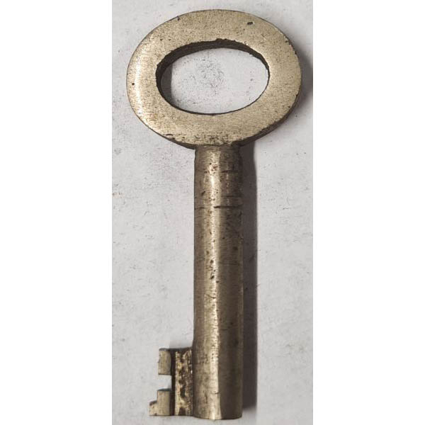 Schlüssel antike alte Form, aus Eisen blank mit gefrästem Bart, nur noch 1 Stück verfügbar