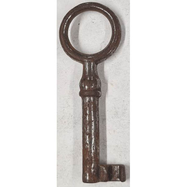 Schlüssel antike alte Form, aus Eisen angerostet mit Nutenbart AB, nur noch 1 Stück verfügbar