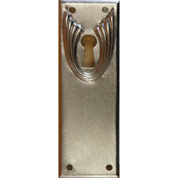 Schlüsselschild, Originalbeschlag, Eisen matt vernickelt, aus Blech gestanzt und geprägt.