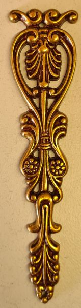 Applikation antik, Zierteil Messing gegossen patiniert, nur noch 1 Stück verfügbar, Restposten