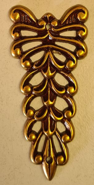 Applikation antik, Zierteil Messing gegossen patiniert, nur noch 1 Stück verfügbar, Restposten