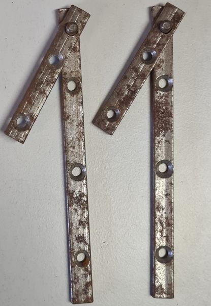 Zapfenband, Eisen angerostet, Bandsatz für eine Türe komplett, Restposten, nur 2 x verfügbar.