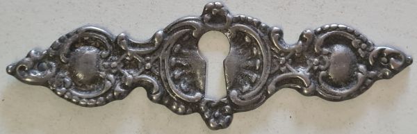 Gründerzeit Schlüsselschild historisches, Messing gegossen, altverzinnt, nur 1 x verfügbar, Einzelstück