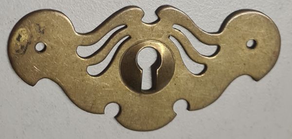 Schlüsselschild, Messing patiniert, aus Blech gestanzt, nur 1 x verfügbar