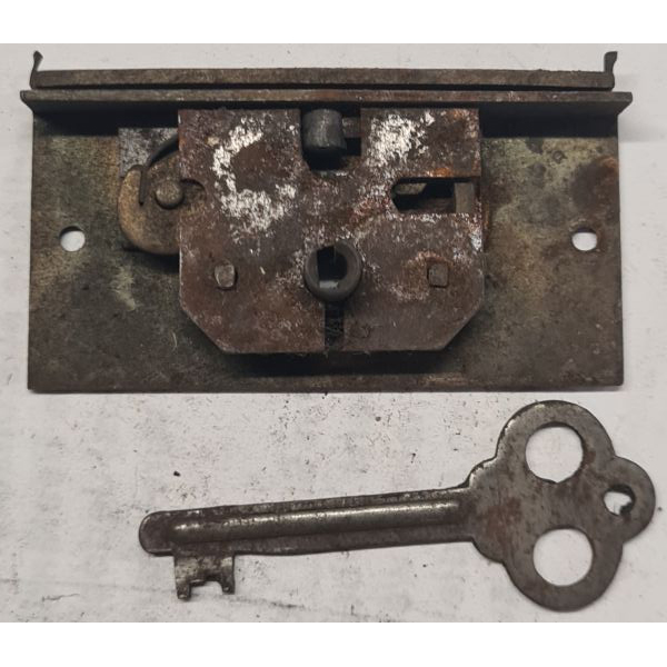 Schatullenschloss, Eisen mit Eisenschlüssel, Dorn 15mm, für Schatullen und kleine Truhen, nur noch 1 Stück verfügbar