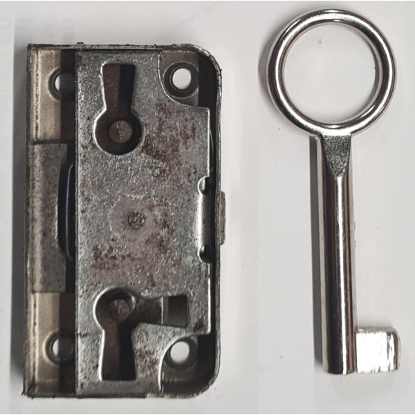 Kastenschloss, Dorn 15mm, rechts und links verwendbar, Eisen, mit vernickeltem Schlüssel R302