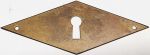 Schlüsselschild, Raute Messing patiniert, Biedermeier Raute quer, mit Loch B und Fase