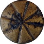Möbelknopf antik, Messing gegossen und patiniert, Ø 24,5mm, mit sternförmiger Verzierung