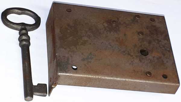 Kastenschloss, Eisen, mit Schlüssel, Dorn 55mm links, schönes Schrankschloss
