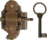 Vitrinenschloss antik, alt, Eisen gerostet und gewachst mit Schlüssel, Dorn 45mm rechts, noch 3 Stück verfügbar