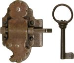 Vitrinenschloss antik, alt, Eisen gerostet und gewachst mit Schlüssel, Dornmaß 45mm rechts, noch 3 Stück verfügbar
