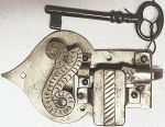 Schloss ziseliert Schlüssel, Dorn 35, rechts, Eisen blank, handgefertigte Schrankschlösser antik, Einzelstück, nur noch 1 x verfügbar (HL)