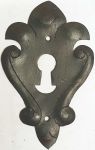 Truhenschild Eisen schwarz gebrannt, ziseliert und getrieben, in Handarbeit gefertigtes Schild, nur noch 2 Stück lieferbar (HL)