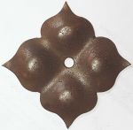 Rosette, Eisen gerostet. In Handarbeit gefertigt. Bohrung 4,5mm, nur noch 5 Stück verfügbar (HL)