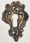 Antikes altes Schlüsselschild aus dem Barock, Messing patiniert