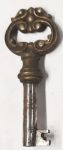 Schlüssel antike alte Form, aus Eisen mit Messingreide mit gefrästem Chubbart für Schließung 1 zierlich, Einzelstück, nur 1 x verfügbar