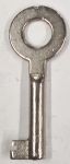 Schlüssel antike alte Form, aus Eisen angerostet mit gefrästem Bart für Schließung 10 zierlich