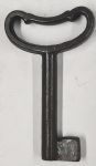 Schlüssel antike alte Form, aus Eisen schwarz und geradem Bart,