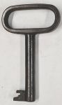 Schlüssel antike alte Form, aus Eisen schwarz mit gefrästem Chubbart für Schließung 1 niedrig, nur noch 2 Stück verfügbar