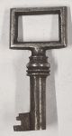 Schlüssel antike alte Form, aus Eisen blank mit gefrästem Chubbart für Schließung 4 niedrig