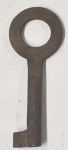 Schlüssel antike alte Form, aus Messing patiniert und geradem Bart, kleines Modell