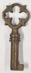 Schlüssel antike alte Form, aus Messing patiniert und geradem Bart, kleines Modell, nur noch 3 Stück verfügbar