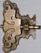 Vitrinenschloss ohne Stulpe, Eisen altvermessingt mit Schlüssel, Dorn 40mm, rechts und links verwendbar, mit Schlüssel.