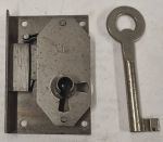 Einlassschloß, Eisen angerostet mit Eisenschlüssel, Dorn 30mm rechts, antik, alt, Einzelstück, keine weiteren lieferbar