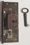 Schatullenschloss, Eisen angerostet mit angerostetem Schlüssel, Dorn 22mm, für Schatullen und kleine Truhen, nur 2x verfügbar