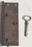 Schatullenschloss, Eisen angerostet mit Schlüssel, Dorn 20mm, für Schatullen und kleine Truhen, nur 1x verfügbar